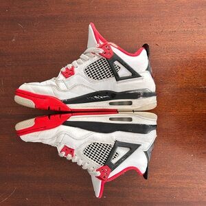 Jordan 4 Retro Fire red
